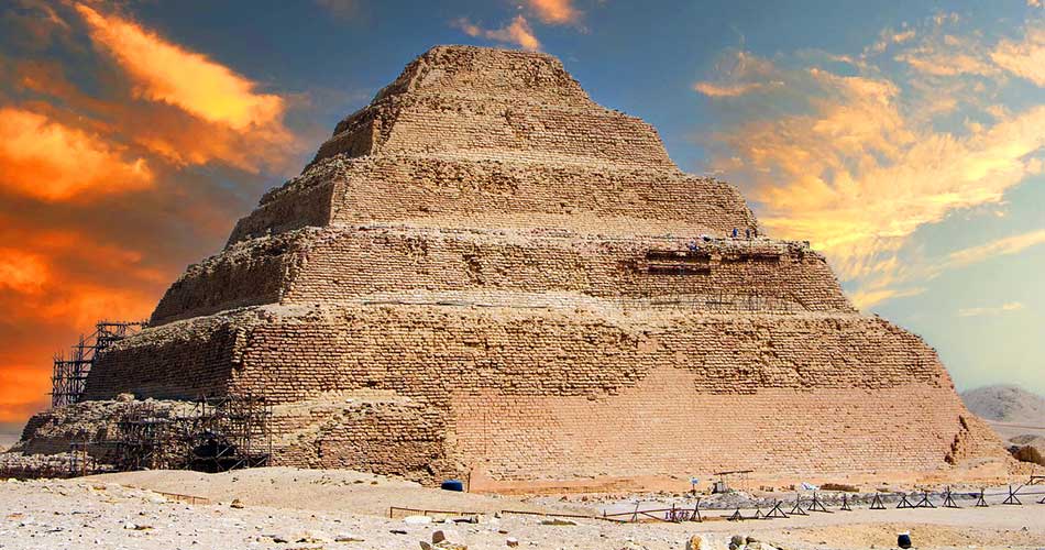 Saqqara pyramid