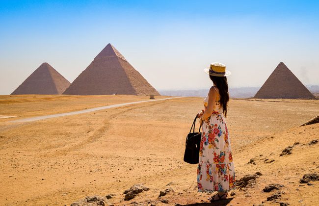 visiting-pyramids-egypt